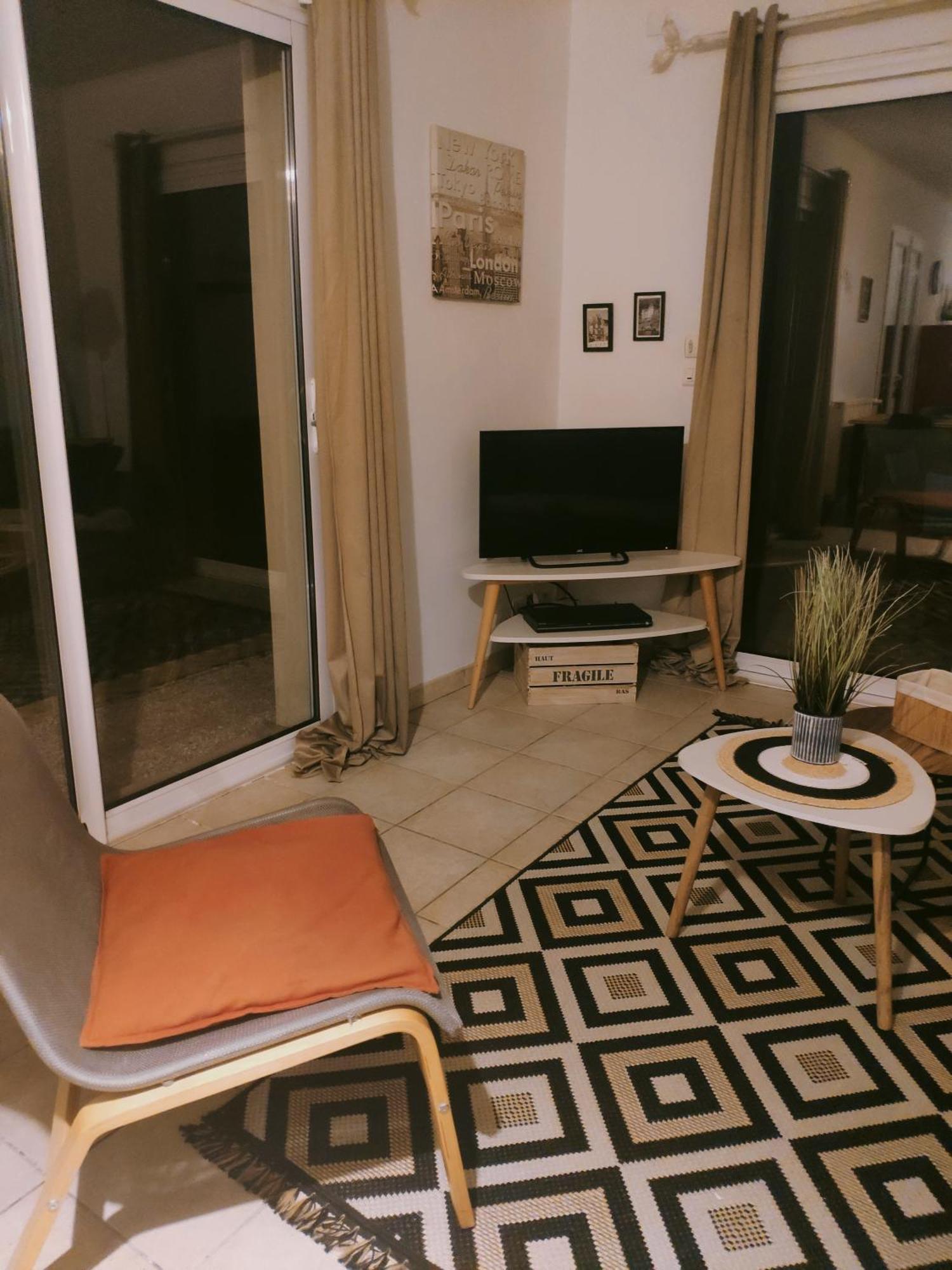 Maison 3 Etoiles Avec Piscine Et Jacuzzi Exterieur Pres De Sarlat Saint-Vincent-le-Paluel Екстериор снимка